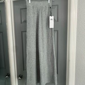 ALO sweatpants, BRAND NEW w/Tag